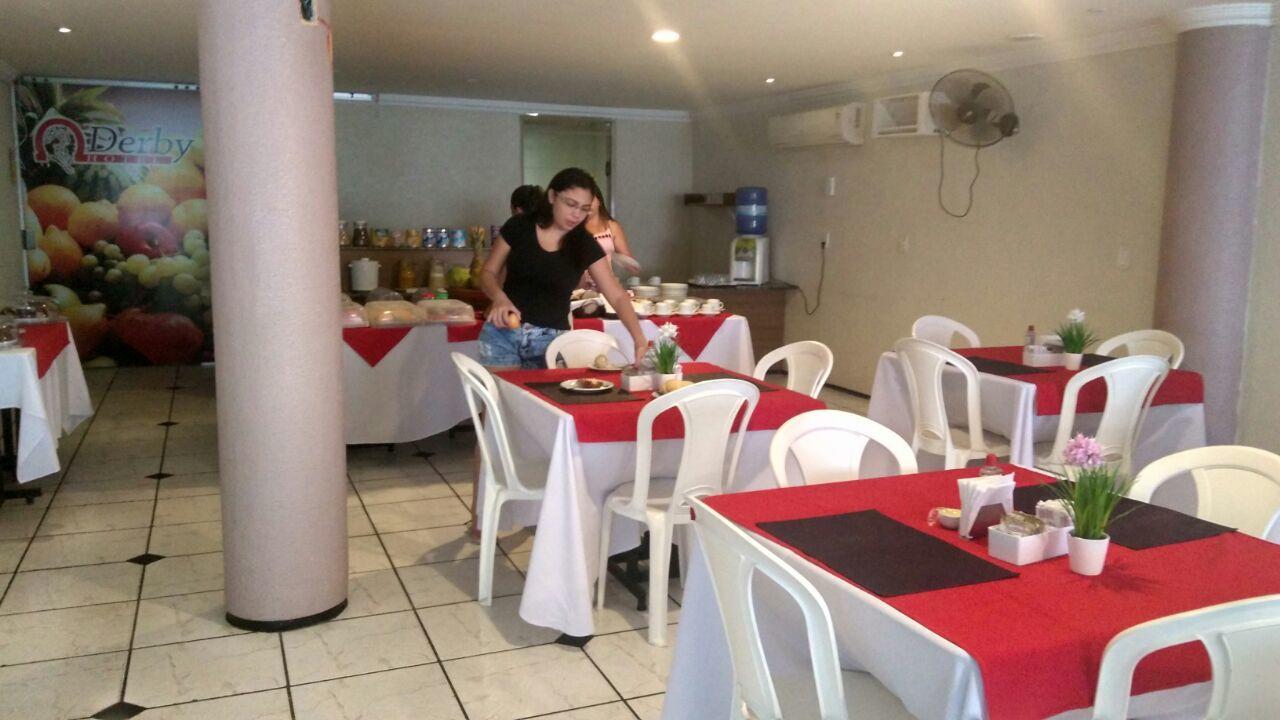 Derby Hotel Sobral Buitenkant foto