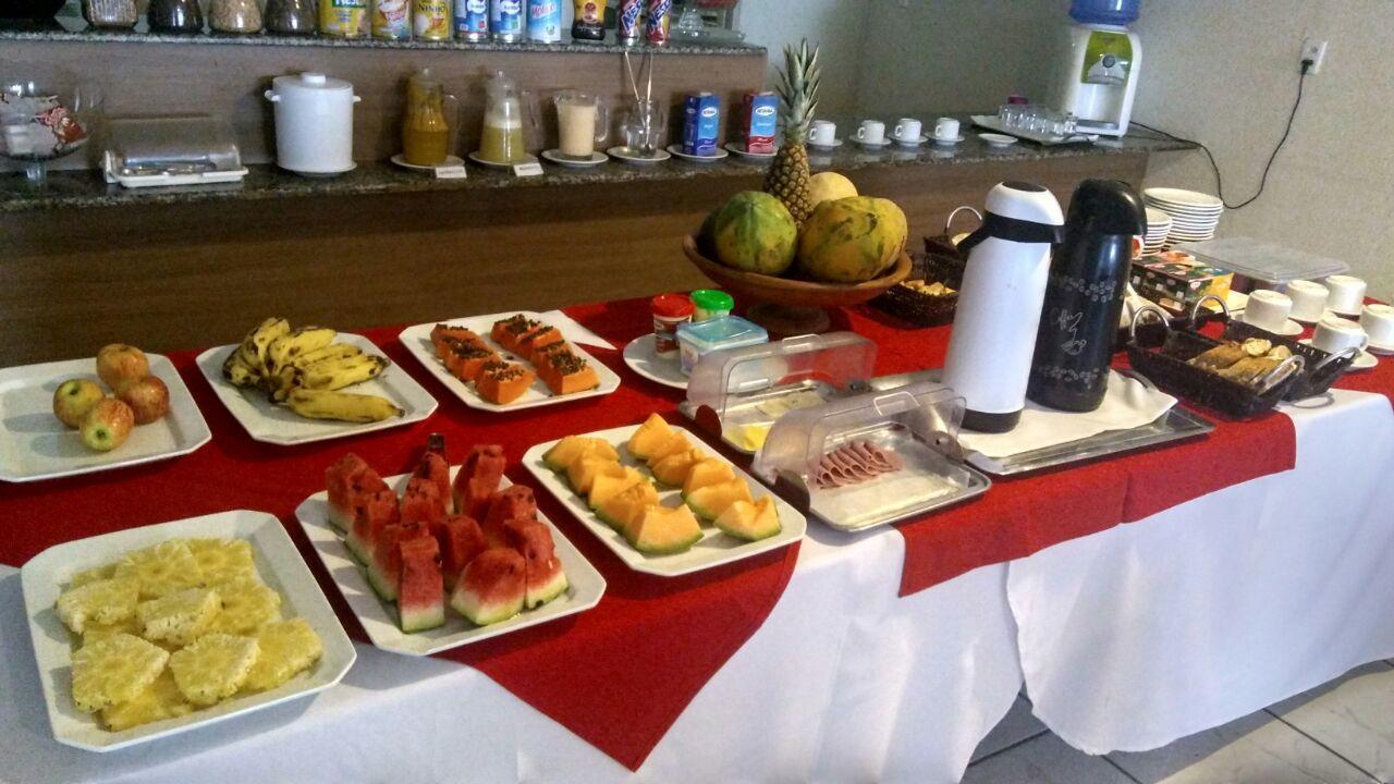 Derby Hotel Sobral Buitenkant foto